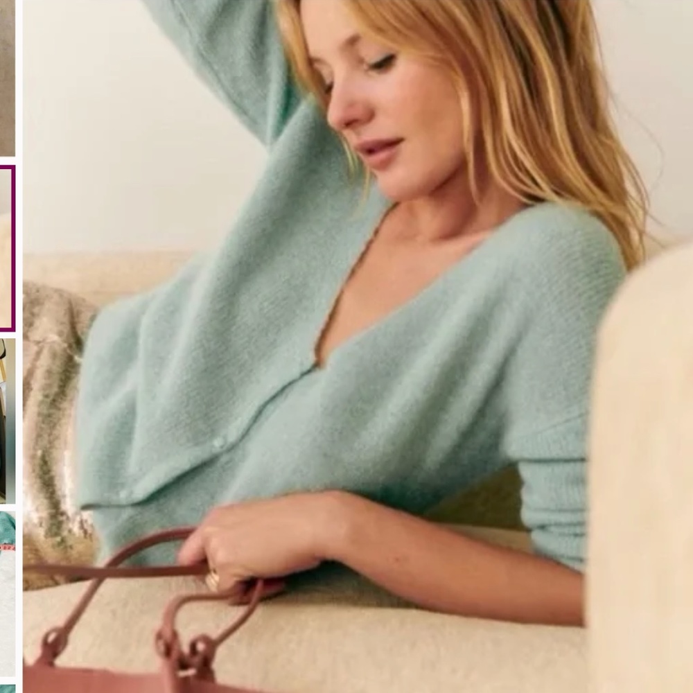 Sezane Mint Green V-Neck Button-Front Cardigan